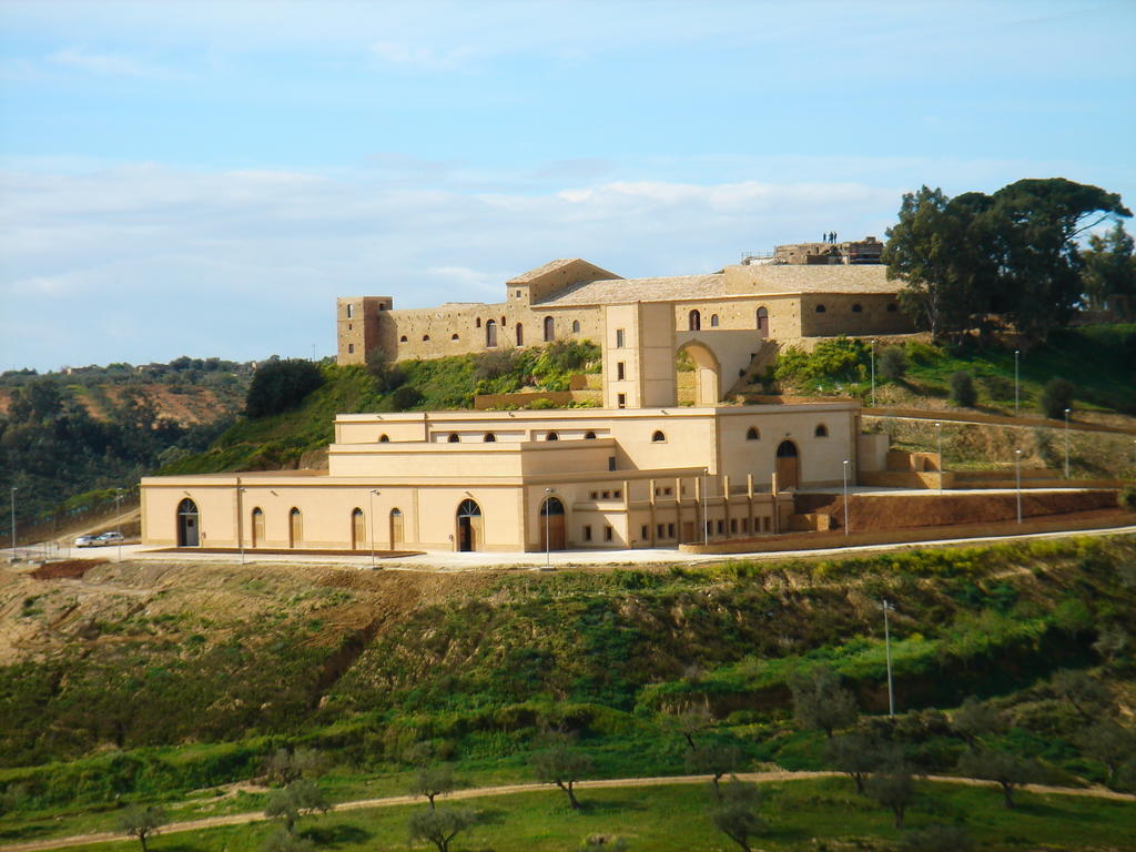 Wine Relais Feudi Del Pisciotto Vila Niscemi Exterior foto
