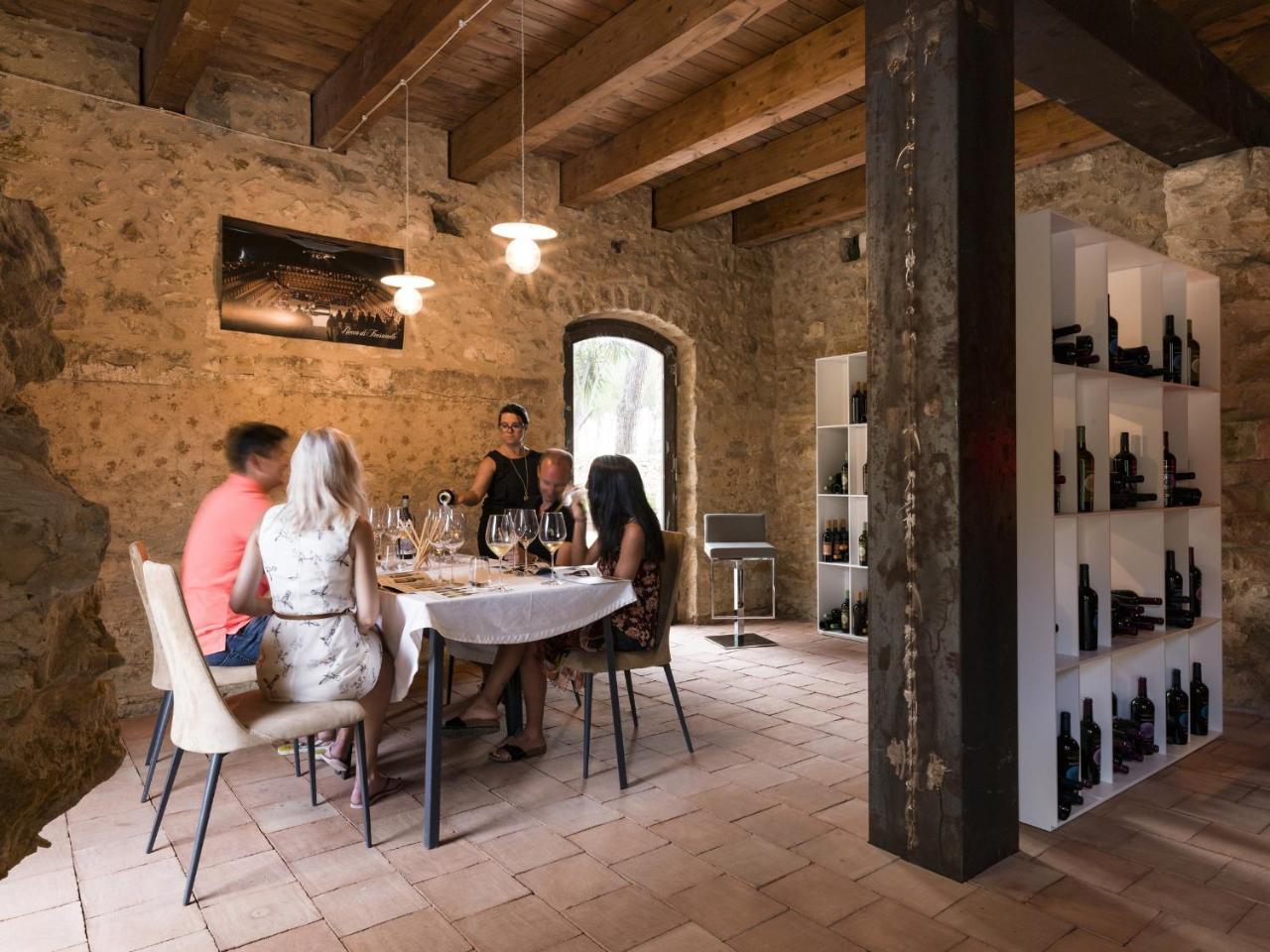 Wine Relais Feudi Del Pisciotto Vila Niscemi Exterior foto
